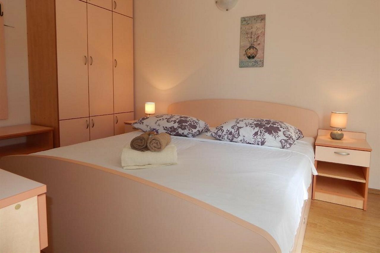 Rooms And Apartments Porat Stobreč Extérieur photo